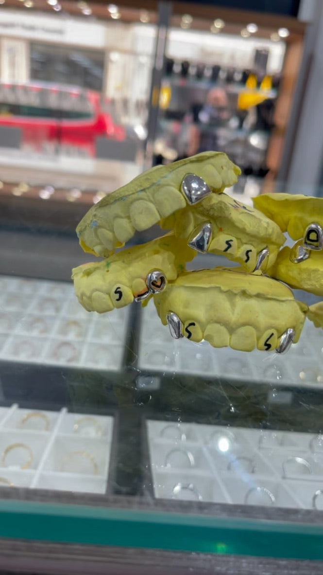 Silver Grillz image 1